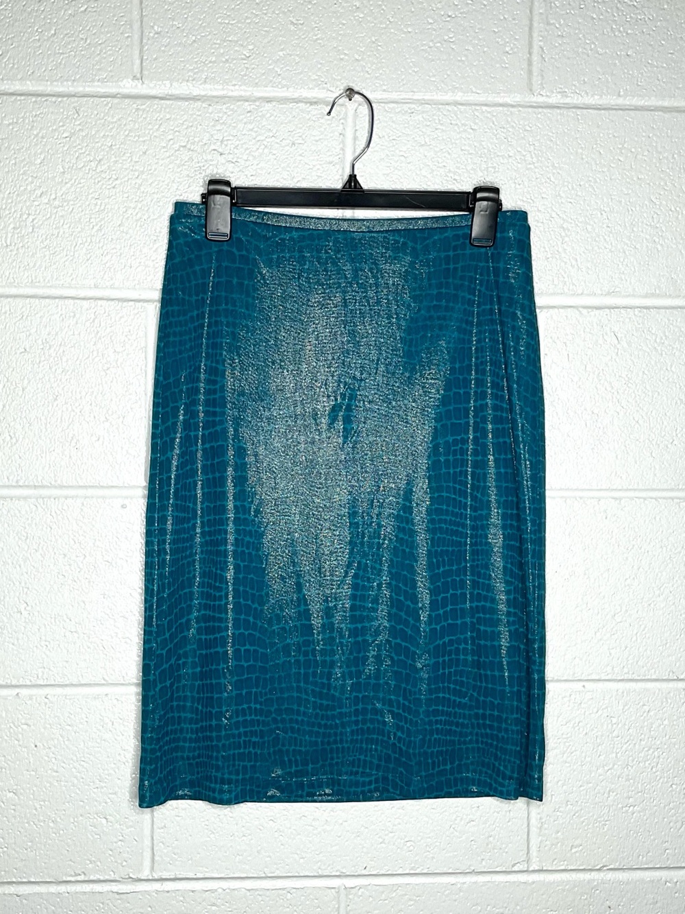 < Vintage Express Teal Crocodile Animal Print Sparkling Skirt >